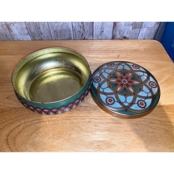 Decorative Meister Round Candy Tin Mandala Floral Pattern Gold Accents Brazil - Picture 7 of 8